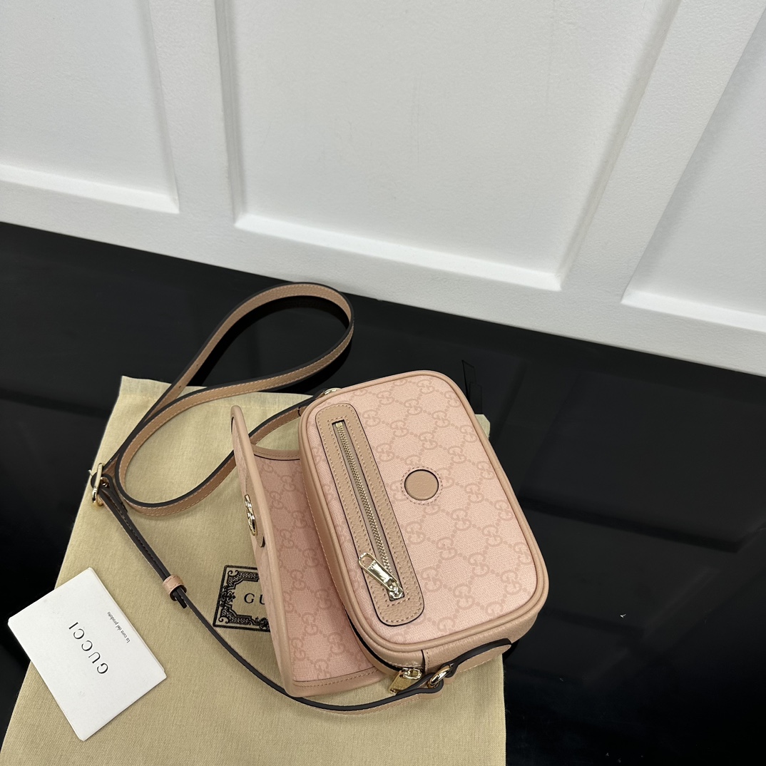 Gucci Satchel Bags